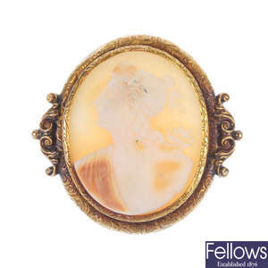 A mid 19th century mounted shell 18ct gold cameo.