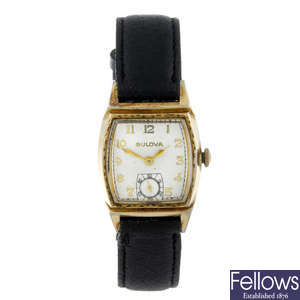 A mixed group of five watches, to include two Bulova, a Gucci, a Tissot and a Raymond Weil