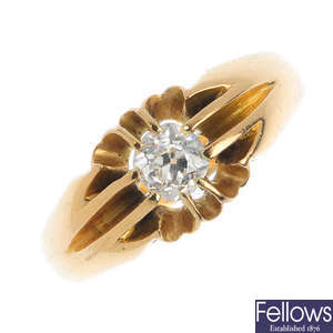 A gentleman's early 20th century 18ct gold diamond ring.