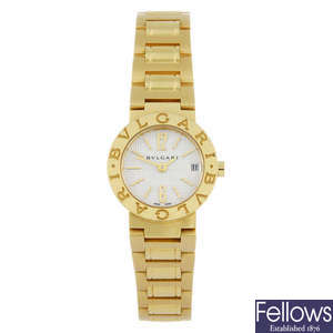 BULGARI - a lady's 18ct yellow gold Bulgari bracelet watch.