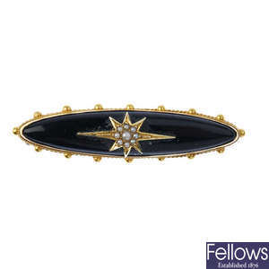 A late 19th century gold memorial brooch.