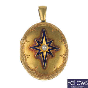A late 19th century 18ct gold split pearl and enamel locket.