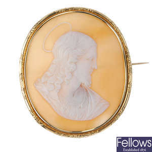 A shell cameo brooch depicting Jesus Christ.