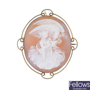 A shell cameo brooch depicting Hebe and Zeus. 