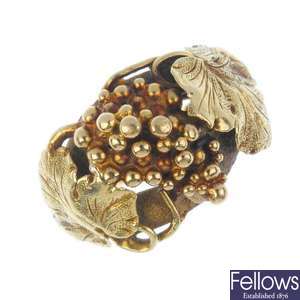 A mid 19th century Scottish 22ct gold grape and vine ring.