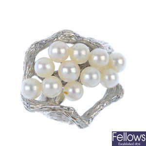A cultured pearl dress ring. 