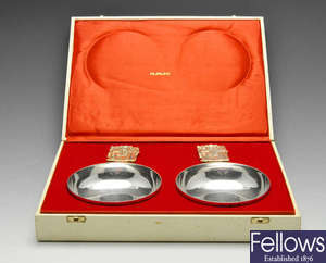 A cased pair of silver commemorative York Minster bowls.