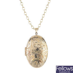 A 9ct gold locket pendant, with chain.