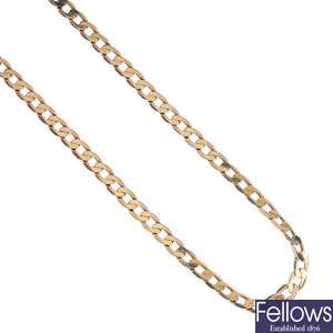 A 9ct gold necklace and bracelet set. 