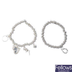  Five items of silver designer jewellery. 