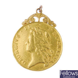 A George II 22ct gold two guinea coin pendant.