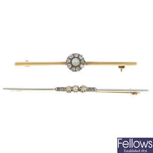 Two early 20th century diamond and split pearl bar brooches. 