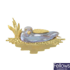 A cultured pearl novelty brooch.
