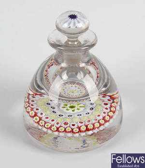 An Old English paperweight inkwell and stopper in the manner of Arculus