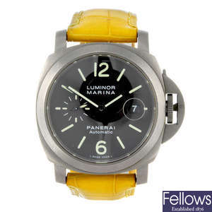 (1000925-1-A) PANERAI - a gentleman's titanium Luminor Marina wrist watch.