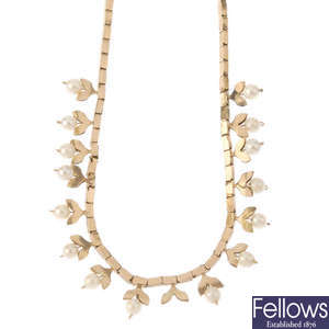 A cultured pearl fringe necklace. 