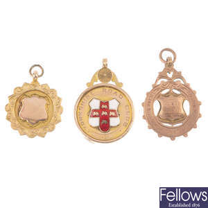 A selection of three early 20th centuery 9ct gold medallions.