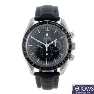 (195918) OMEGA - a gentleman's stainless steel Speedmaster chronograph wrist watch.