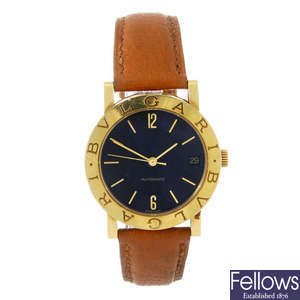 BULGARI - a gentleman's 18ct yellow gold Bulgari wrist watch.