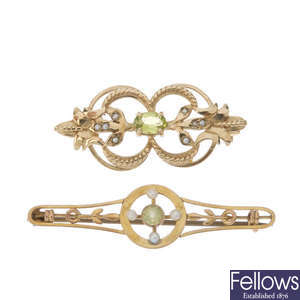 Two 9ct gold gem-set brooches.