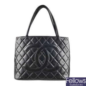 CHANEL - an early 90s quilted leather tote handbag.