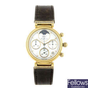 IWC - a lady's 18ct yellow gold Da Vinci chronograph wrist watch.
