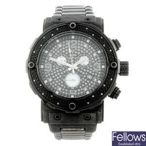 AQUA MASTER - a gentleman's stainless steel chronograph bracelet watch.