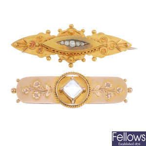A 15ct gold diamond canetille brooch and a 9ct gold paste canetille brooch.