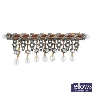 A diamond and cultured pearl fringe bar brooch.