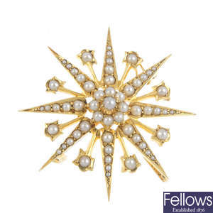 An early 20th century 15ct gold split pearl star brooch.