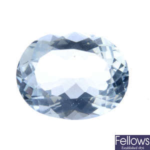 An oval-shape aquamarine, weighing 5.81cts.