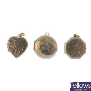 Six gold back and front lockets.