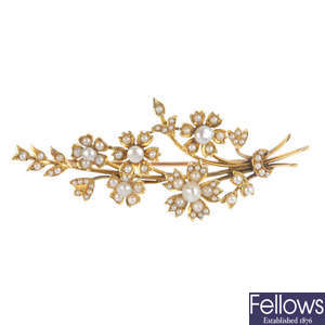 An early 20th century 15ct gold seed and split pearl floral spray brooch.