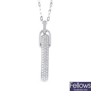 ROBERTO COIN - a diamond pendant, with chain.