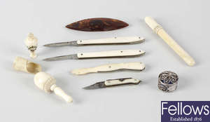 A small selection of various ivory and other items.