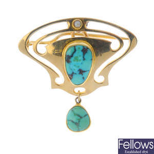 MURRLE BENNETT - an early 20th century 15ct gold turquoise pendant.
