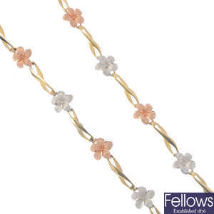 A 9ct gold floral necklace.