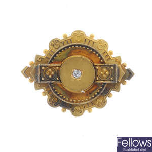 A late Victorian 15ct gold diamond brooch. 