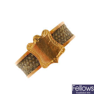 A late Victorian 15ct gold hair ring.