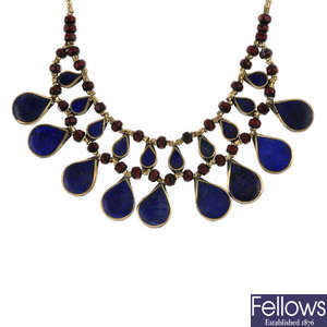 Three items of lapis lazuli jewellery.