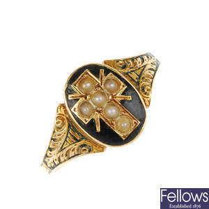 An early 20th century 15ct gold enamel and split pearl memorial ring.