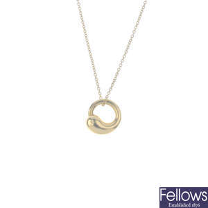 TIFFANY & CO. - an 'Eternal Circle' pendant, by Elsa Peretti for Tiffany & Co.