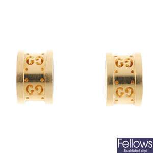 GUCCI - a pair of 18ct gold 'Icon' stud earrings.