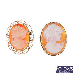 Two 9ct gold shell cameo brooches.
