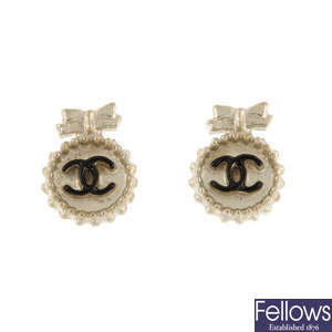 CHANEL - a pair of earrings.