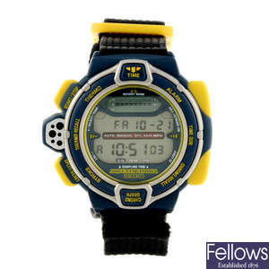 SEIKO - a gentleman's bi-material Air Pro wrist watch with a Casio bracelet watch