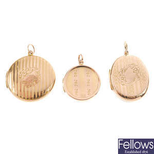 Three early 20th century 9ct gold lockets.